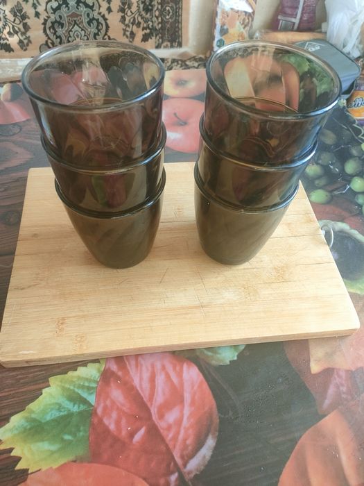 Продаются стаканы темного стекла!