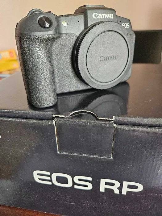 Canon RP фотоаппарат продается