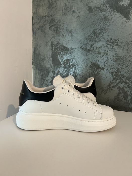 Alexander Mcqueen