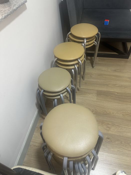 Продам стулья в хорошем состоянии