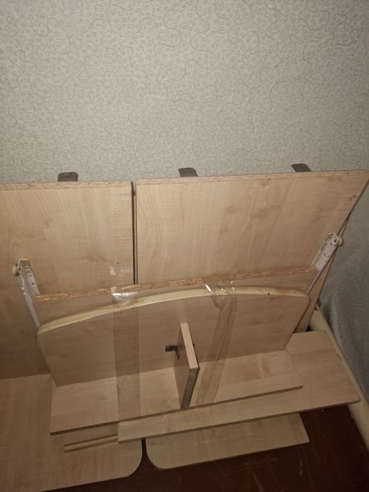 Стол компьютерный.Продается.