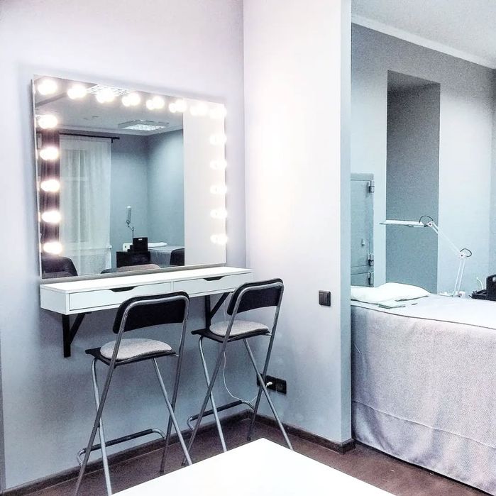 Визажные столики