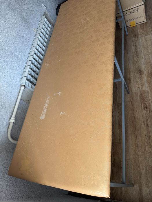 Кушетка для мастеров