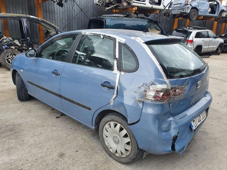 bara armatura fata spate haion far stanga dreapta kit chit conversie airbag volan Seat Ibiza 3 motor 1.2 benzina BME dezmembrez usa fata spate