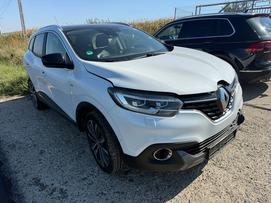 Dezmembrez Renault kadjar alb TEQNC 2016 1.6 dci R9M 414 volan stanga faruri full led