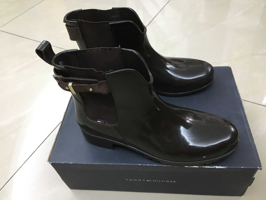 Cizme  Tommy Hilfiger+geaca