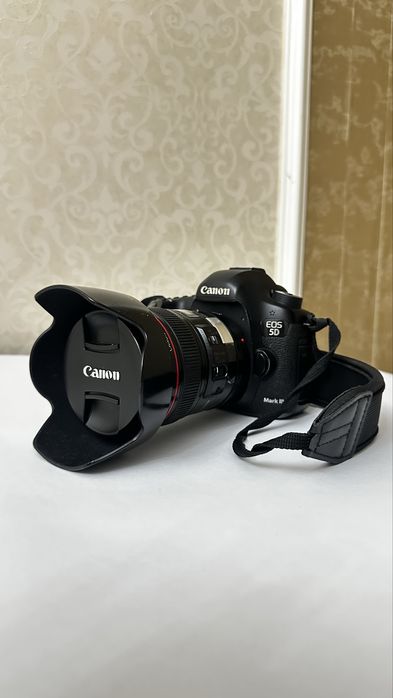 Canon 5D фотоаппарат