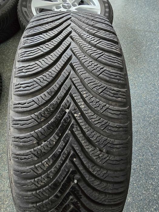 Jante Nisan Micra Oxxo anvelope Michelin Alpina5 205 55 R16