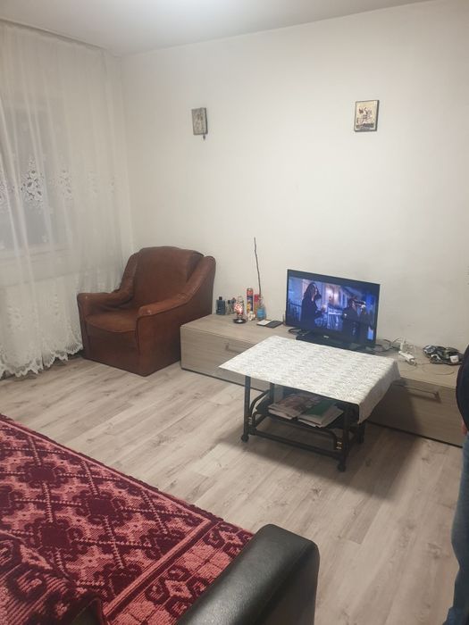 Garsonieră de închiriat