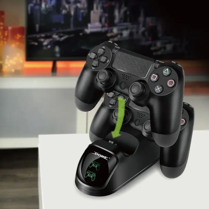 Двойна докинг станция / зарядно за PS4 контролери (DualShock 4) Playstation 4