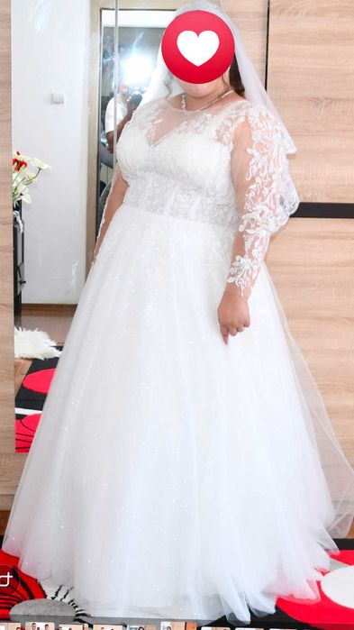 Vand rochie de mireasa stil printesa