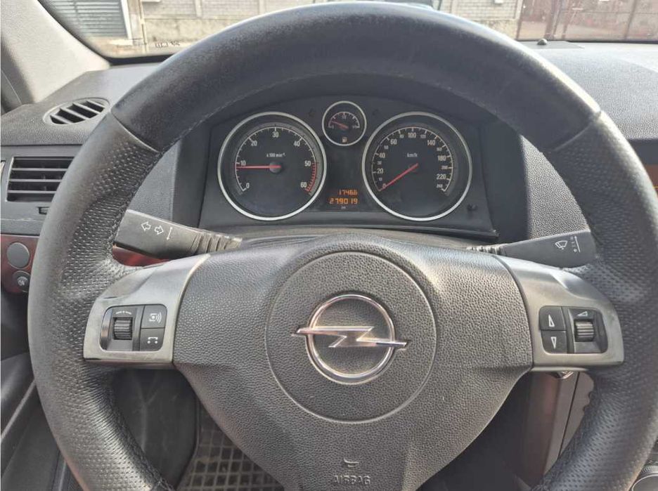OPEL Astra 2004 — imagine 5