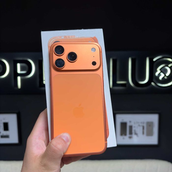 iPhone 17 Pro Max 256Gb Cosmic Orange 100% Baterie + 24 Luni Garanție/ Apple Plug