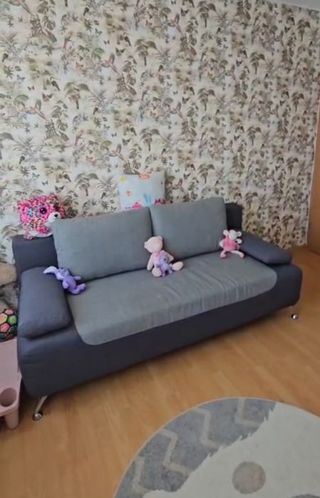 Vând canapea extensibila