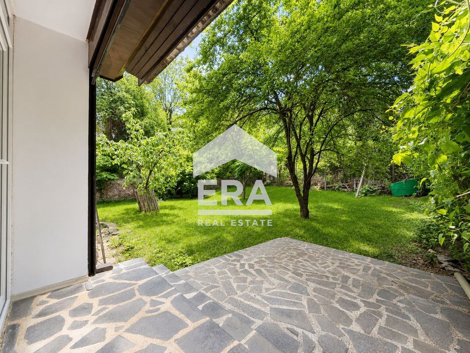Продава се Магазин в София, Център - 90 кв.м за 8556 €/кв.м - Снимка #9