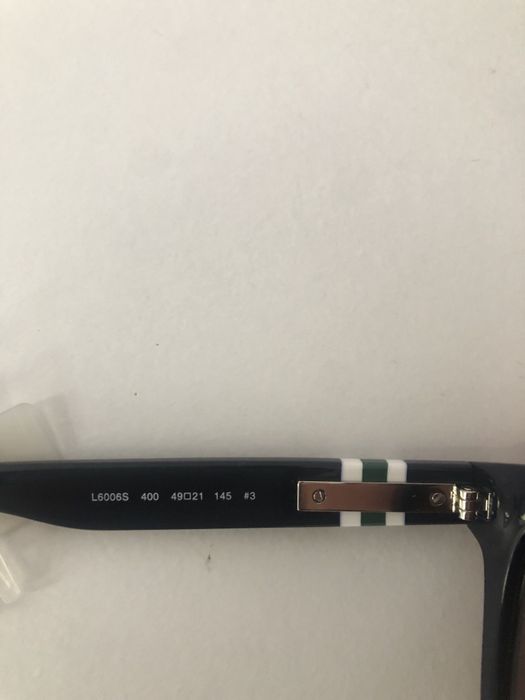 Ochelari originali Lacoste