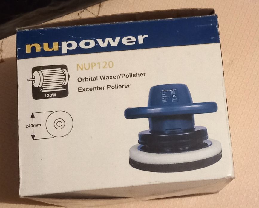 Продавам авто полир машина