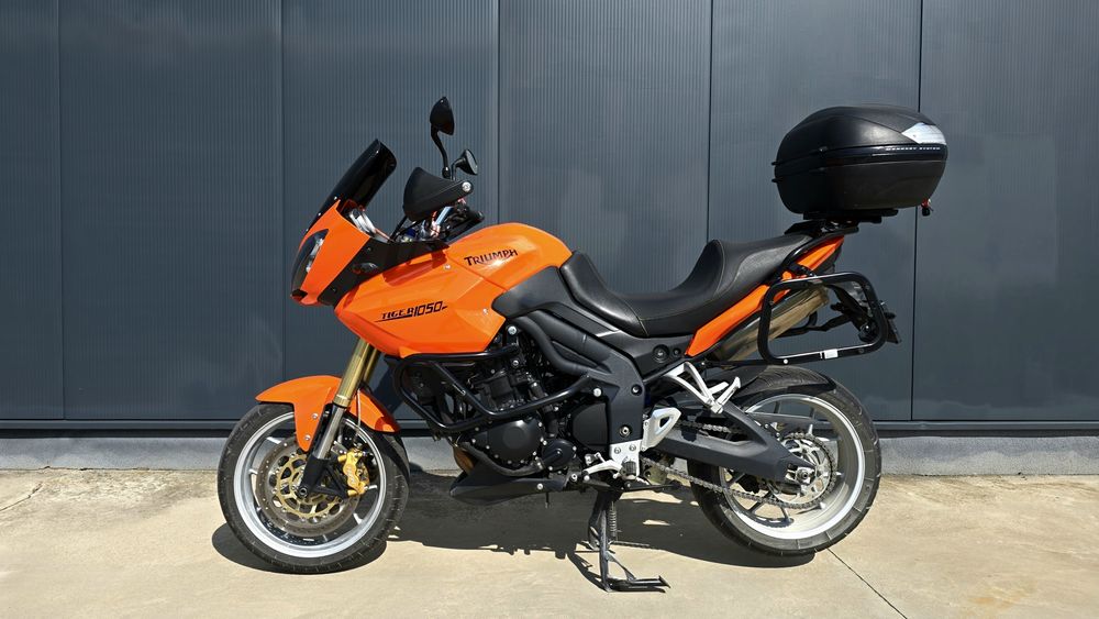 Triumph tiger 1050