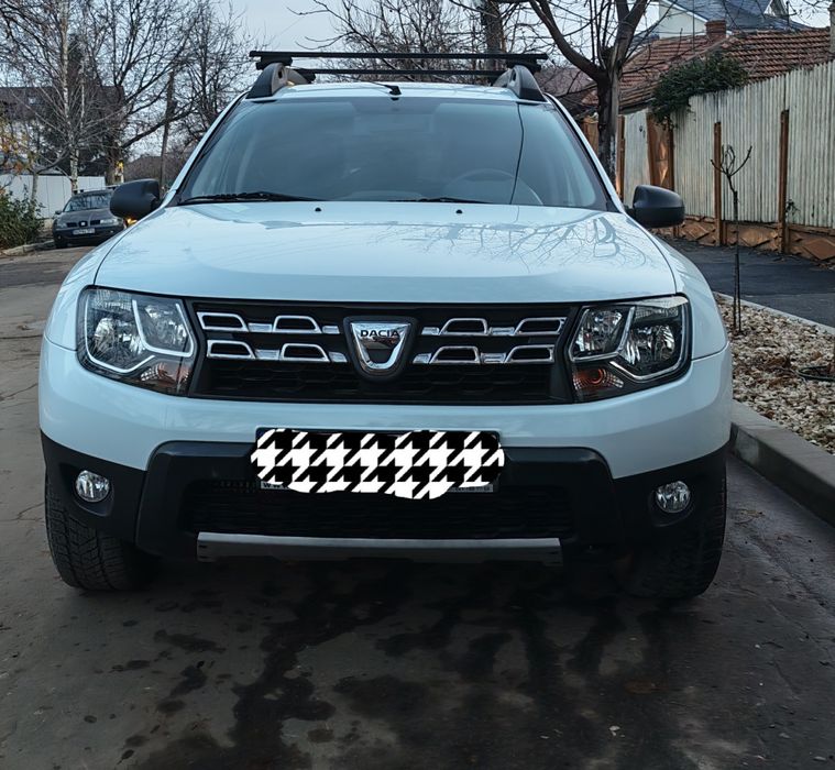 Duster 4x4 benzină (1.2 TCe) Laureate • Navi • Geamuri electrice