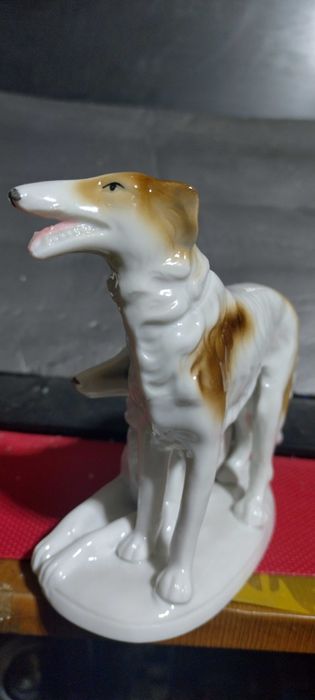 Статуетка кучета