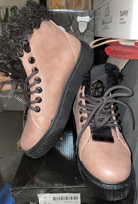 Дамски Боти