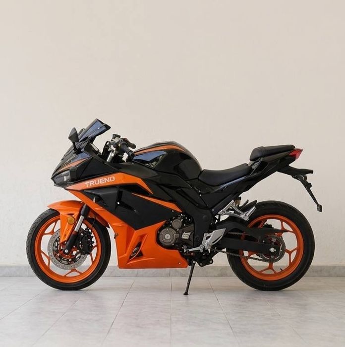 Moto kavasaki 400 kub