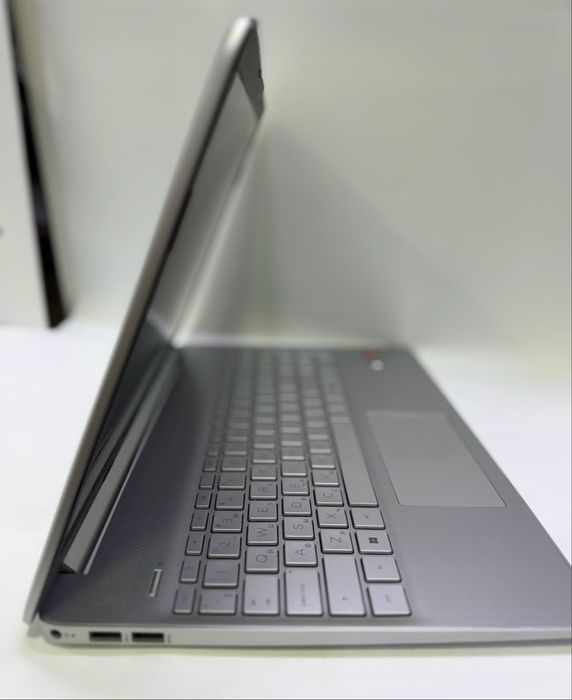 Ноутбук HP Laptop 15-eq2xxx