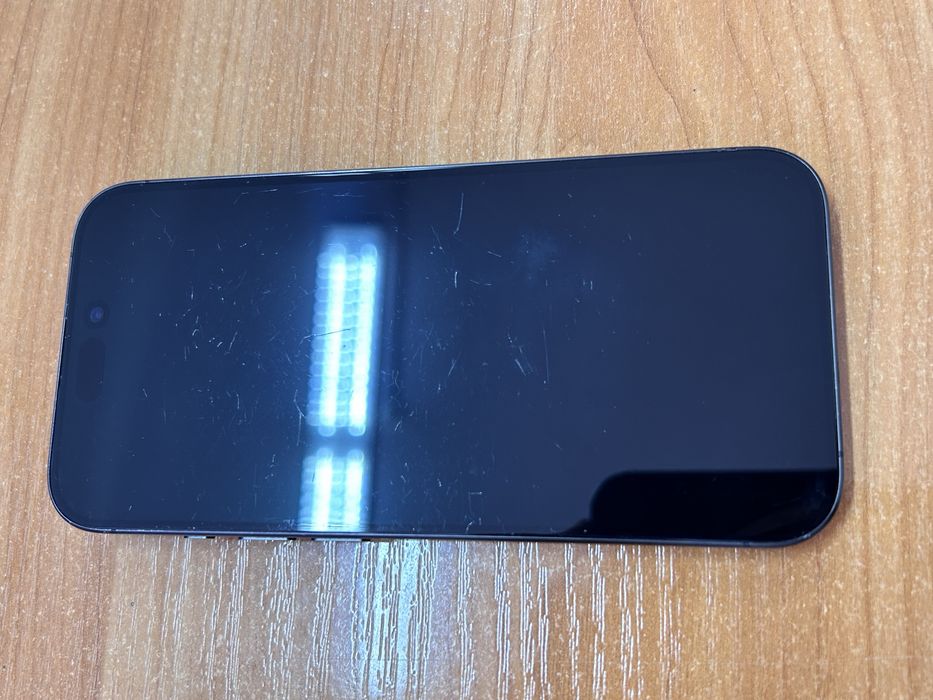 IPhone 15 pro 128g