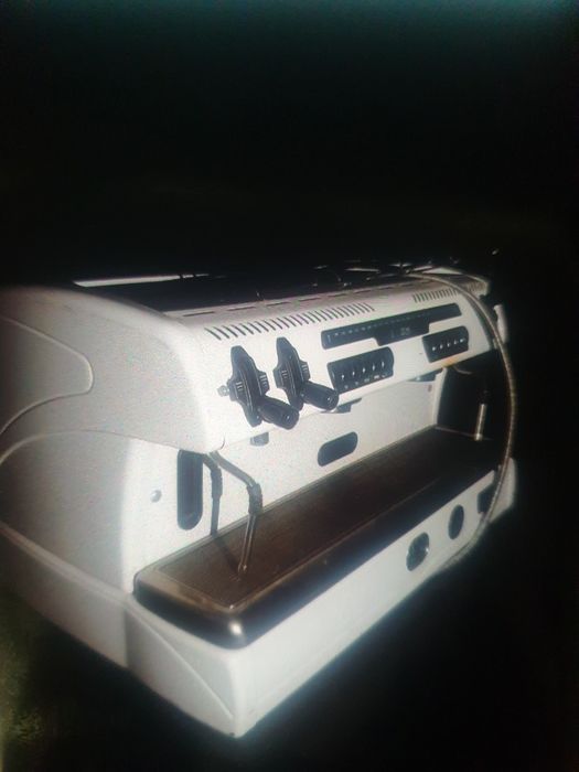 Продам кофемашину профессиональную