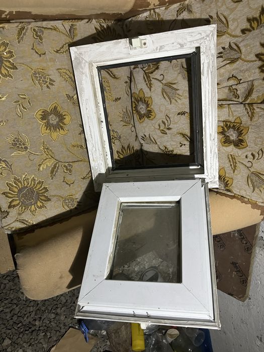 Продам форточку