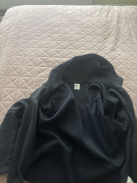 Nike tech fleece negru