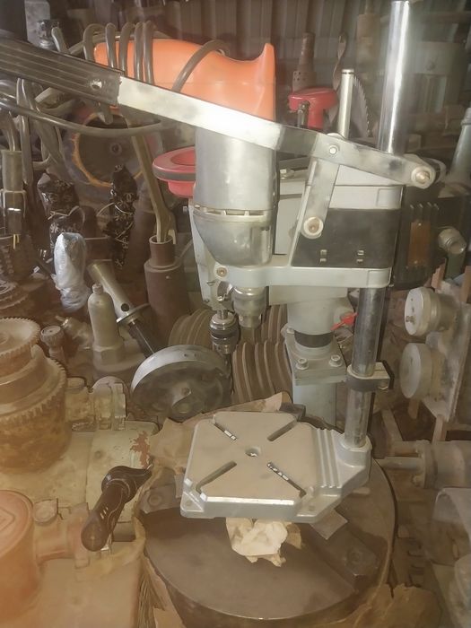 Sverliniy stanok mine