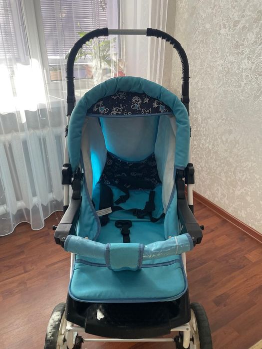 Продам коляску детскую Jovany plast