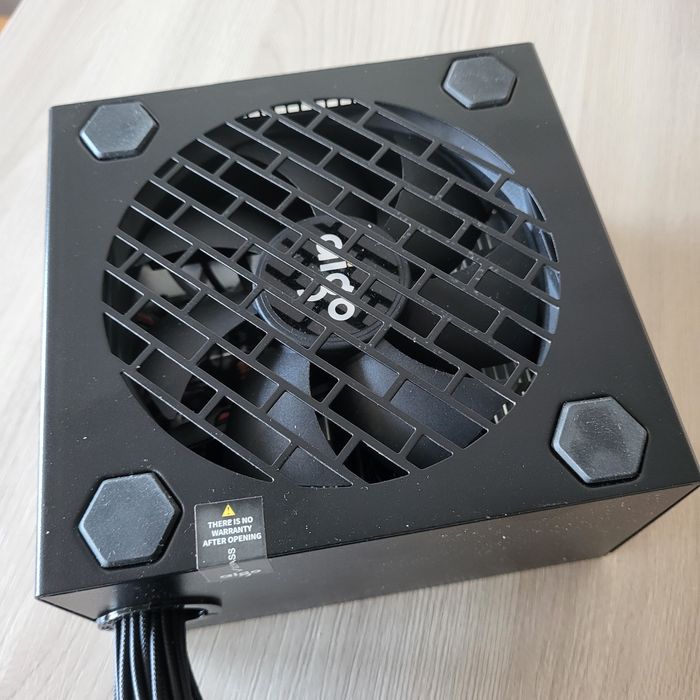 Блок питания Aigo AP750