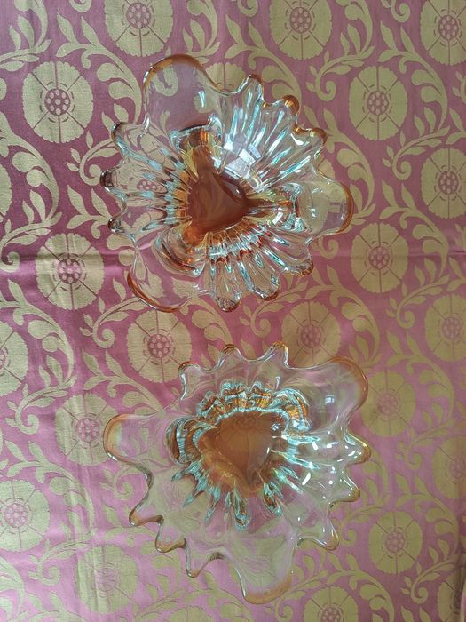 Вазочка конфетница ЧССР 
Цветное красивое стекло