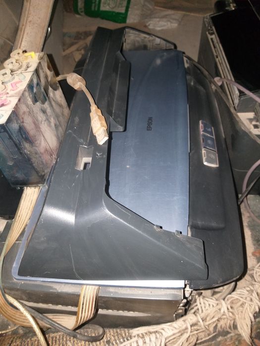 Продаются 2 цветных принтера