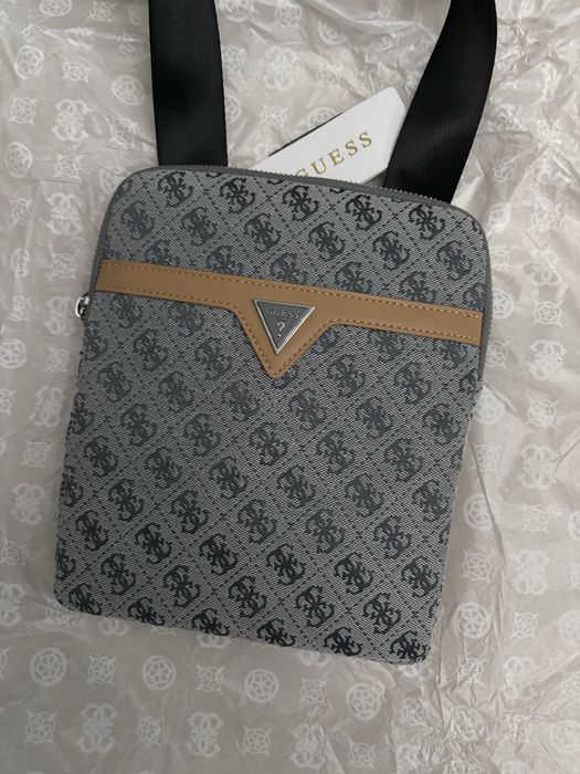 Guess мъжки чанти