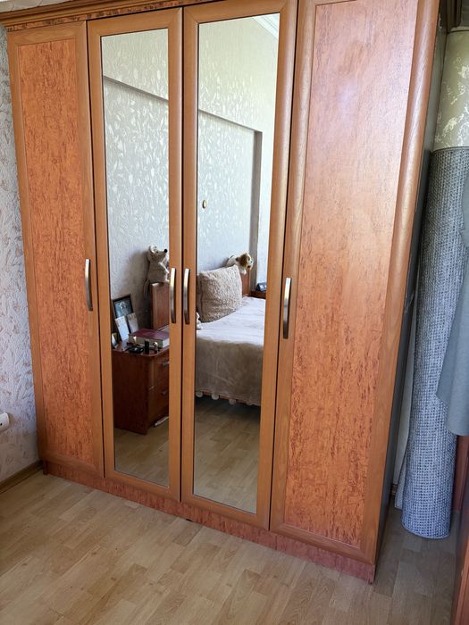 Спальный гарнитур
