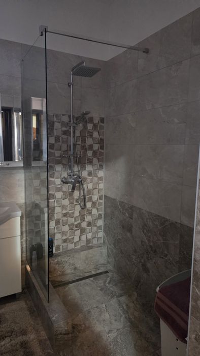 Casa familiala de vanzare in Balc