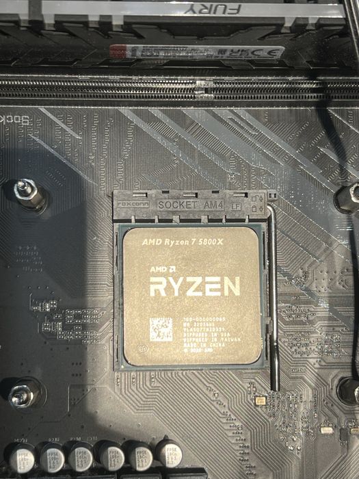 AMD Ryzen 7 5800x