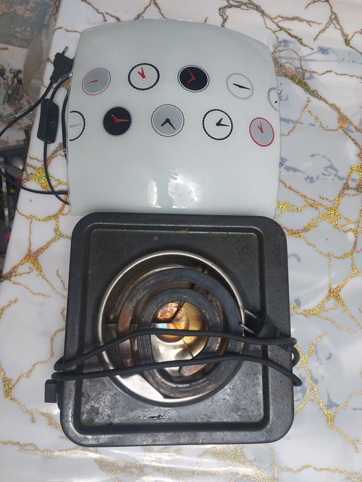 Плитка  және бра  сатылады