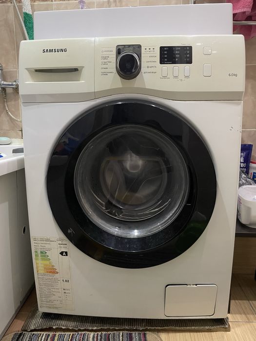 Продам стиральную машинку