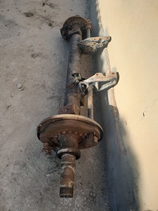 Оси,чулок на прицеп камаз