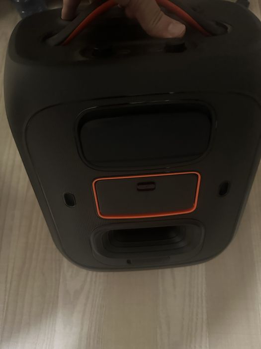 Продавам Колона