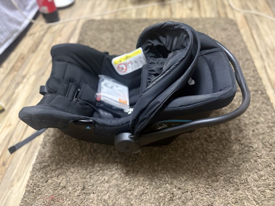 Scaun de copil masina