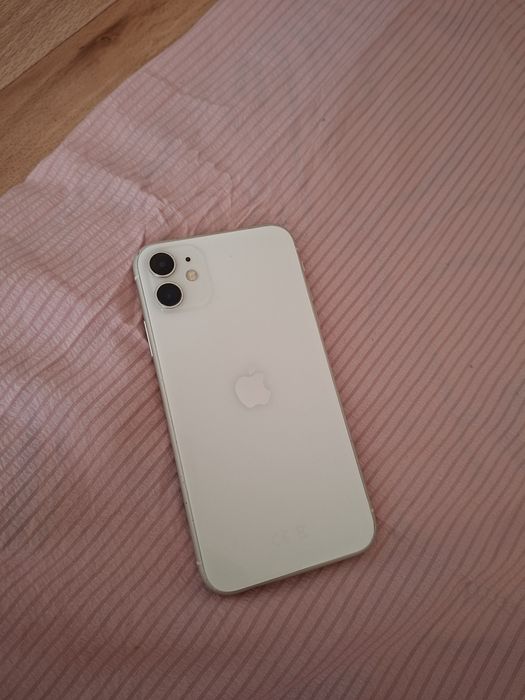 Iphone 11 продам
