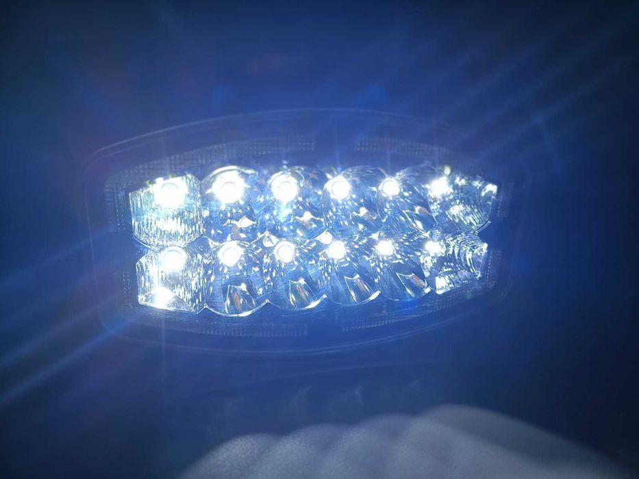 LED мощен диоден фар 12V-24V за камиони трактор джипове 10С03