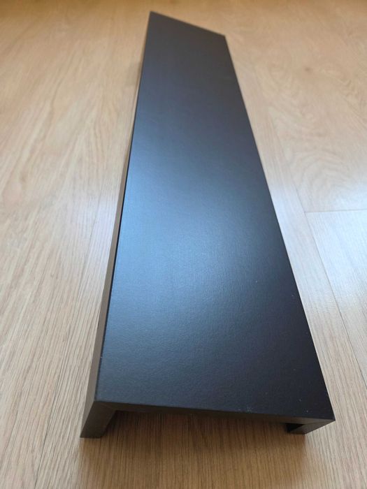 Продавам перваз IKEA MOSSLANDA