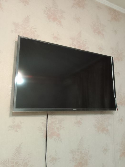 Телевизор Samsung Full HD TV D 108