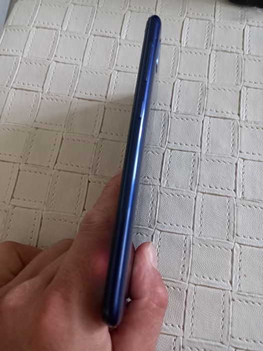 Телефон смартфон Samsung a10